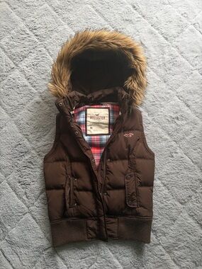 Hollister Brown Quilted Vest with Faux Fur Hood